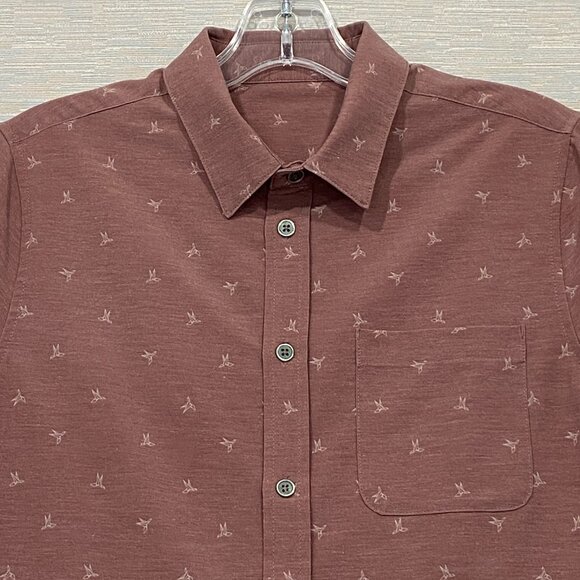 Vuori Shirt Mens Small Red Bridge Button Up Stretch Performance Short Sleeve - Picture 4 of 10